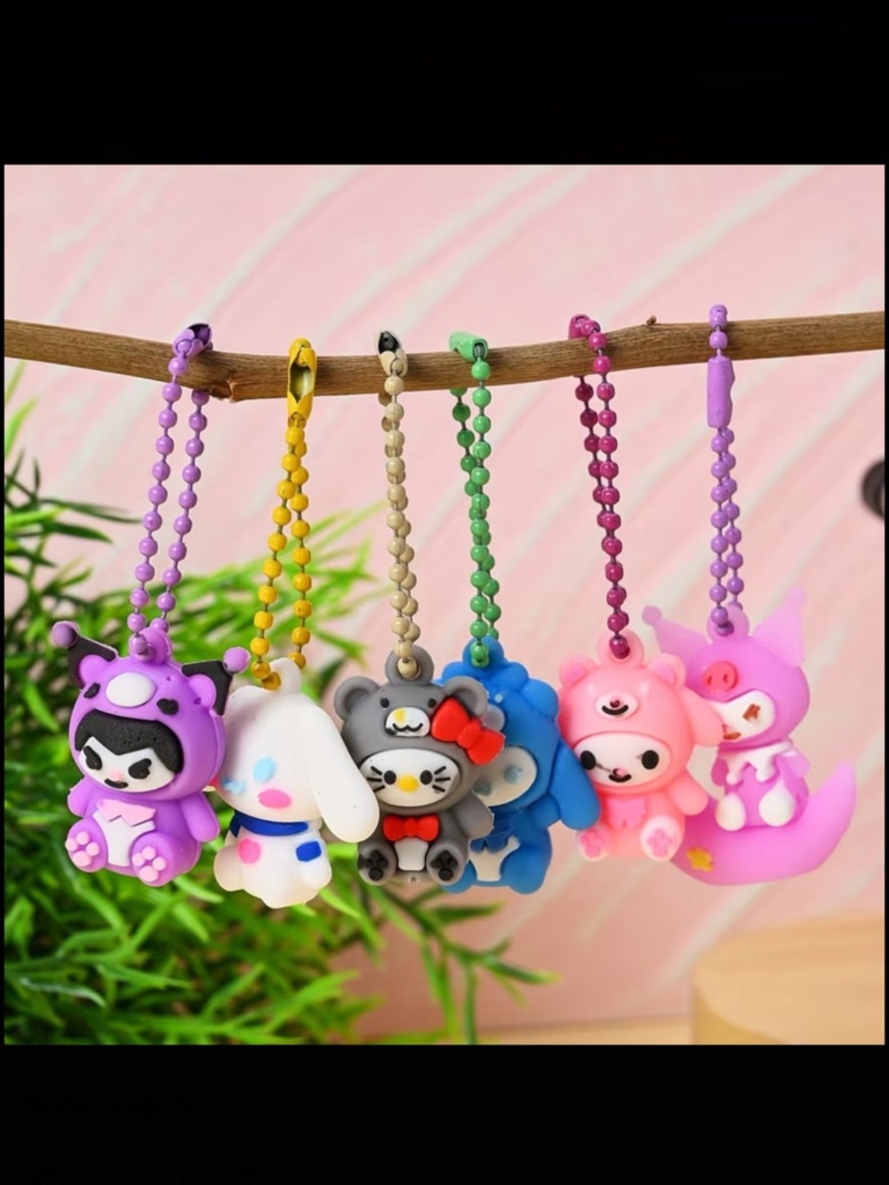 BLINDBOX • 2 Cute Silicone Sanrio Character Keychain - Picture 5 of 5